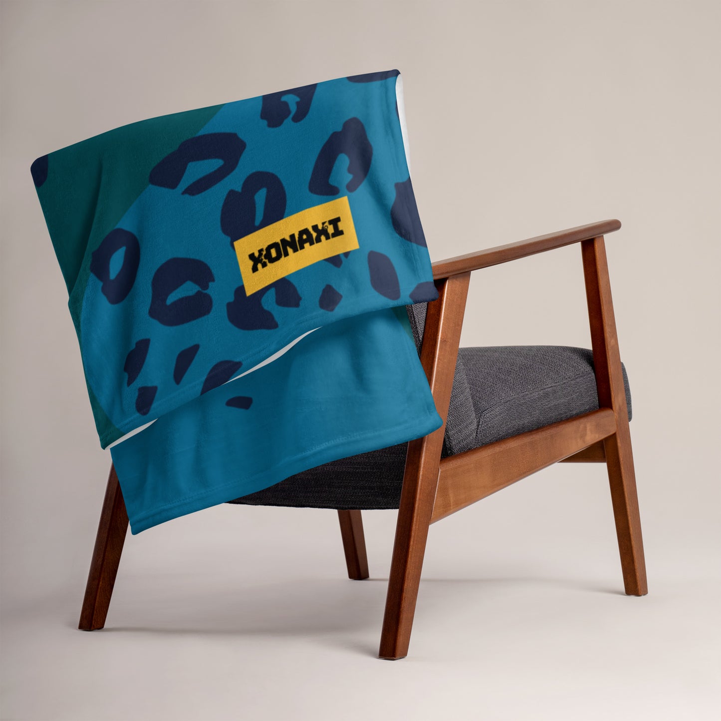 Love Birds Throw Blanket (I)